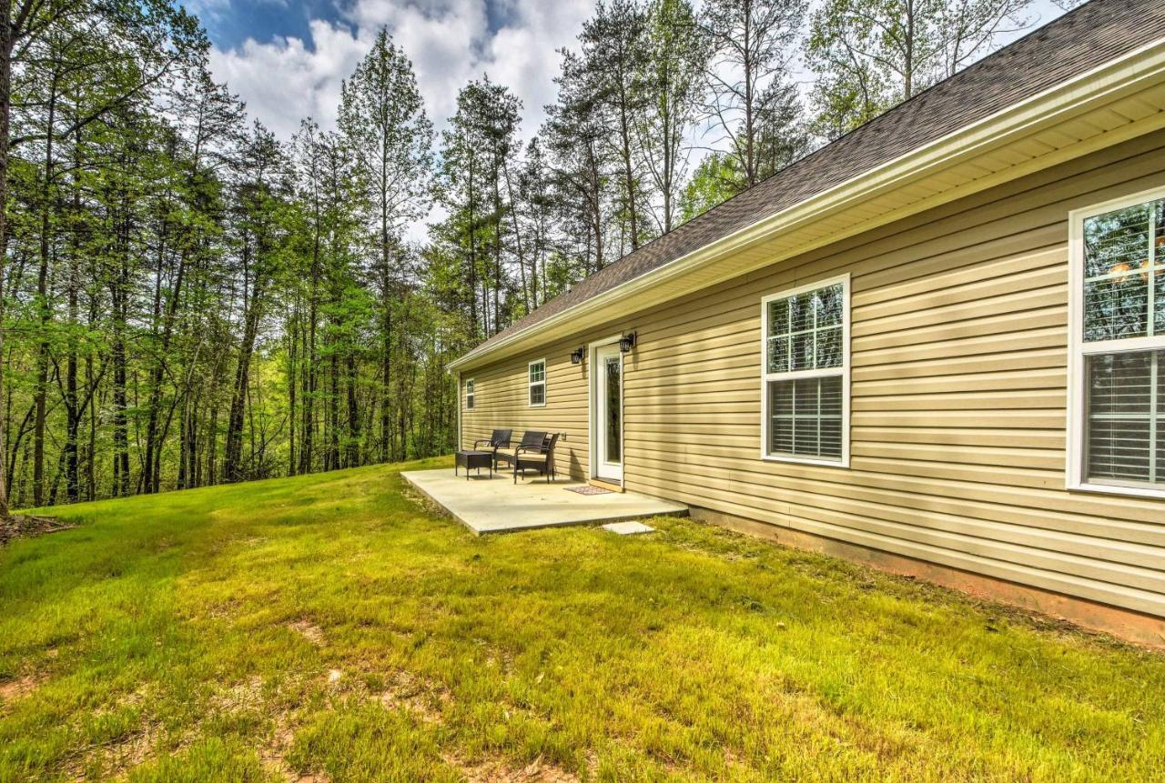 Dahlonega Home With Yard Near Hiking And Downtown Exterior photo