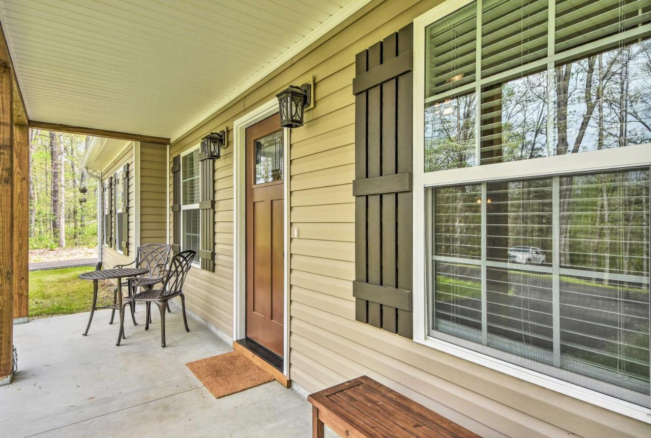 Dahlonega Home With Yard Near Hiking And Downtown Exterior photo